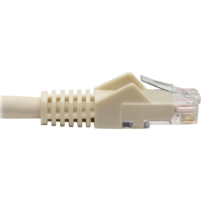Tripp Lite Cat6 GbE Gigabit Ethernet Snagless Molded Patch Cable UTP White RJ45 M/M 6in 6"