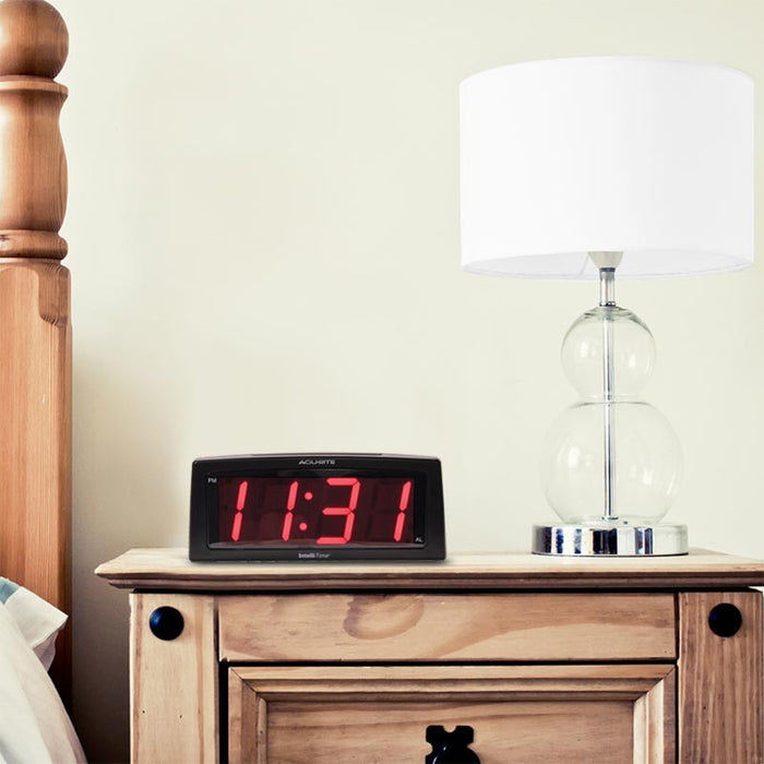 AcuRite 7-inch Jumbo Intelli-Time Alarm Clock